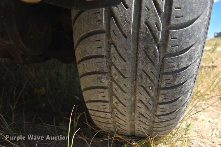 image for item DY1185 1991 Chrysler New Yorker Salon 