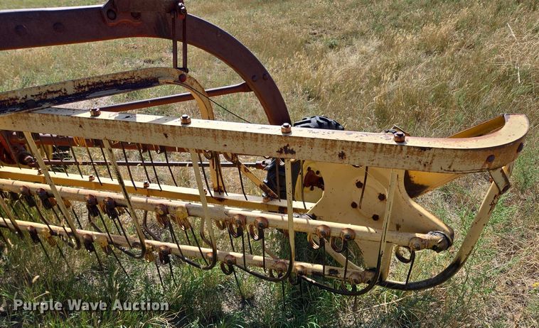 image for item DY1186 New Holland 56 hay rake