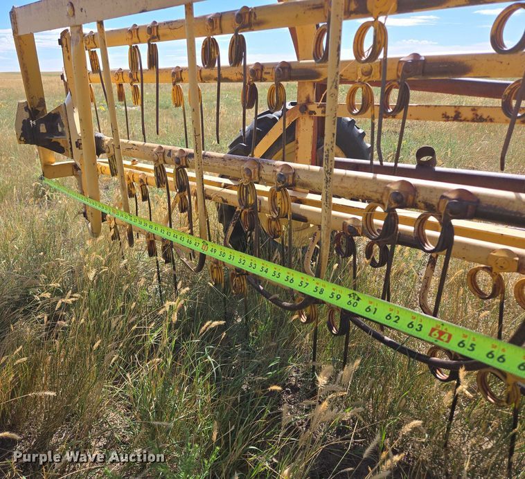 image for item DY1186 New Holland 56 hay rake