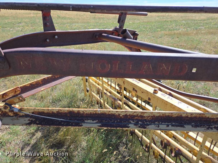 image for item DY1186 New Holland 56 hay rake