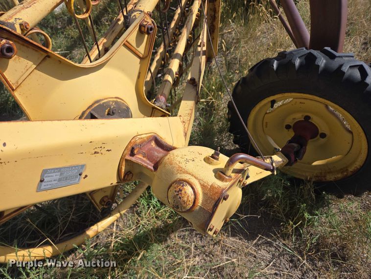 image for item DY1186 New Holland 56 hay rake