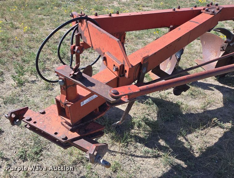 image for item DY1187 International 710 plow