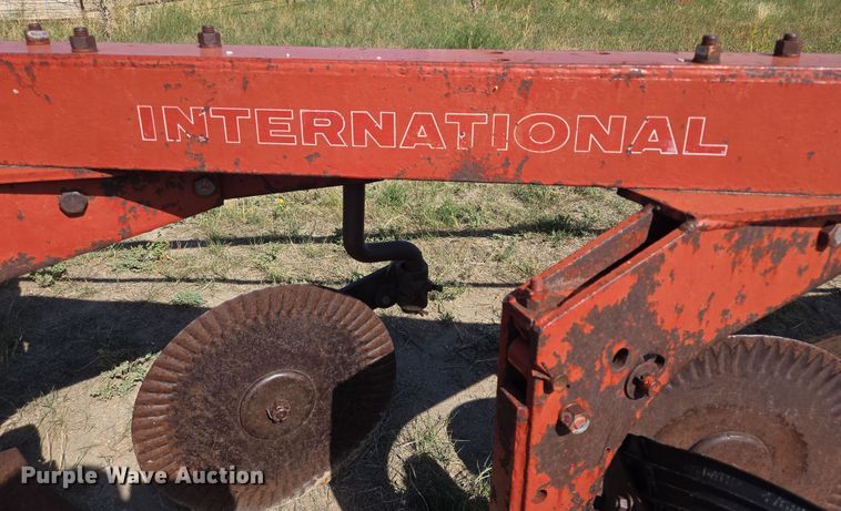 image for item DY1187 International 710 plow