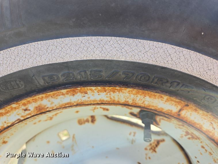 image for item DY1187 International 710 plow