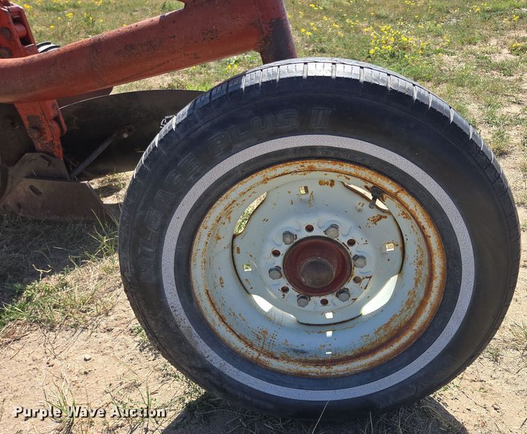 image for item DY1187 International 710 plow