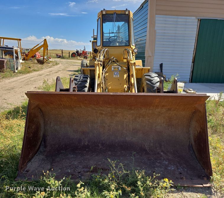 image for item DY1188 1981 Caterpillar 910 wheel loader