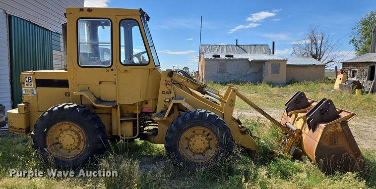 image for item DY1188 1981 Caterpillar 910 wheel loader