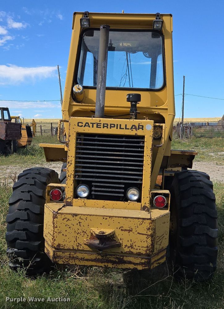 image for item DY1188 1981 Caterpillar 910 wheel loader