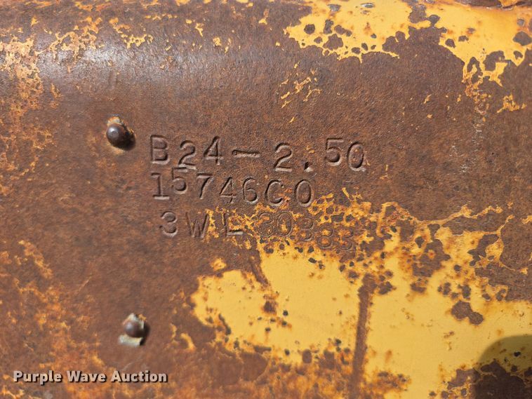 image for item DY1188 1981 Caterpillar 910 wheel loader