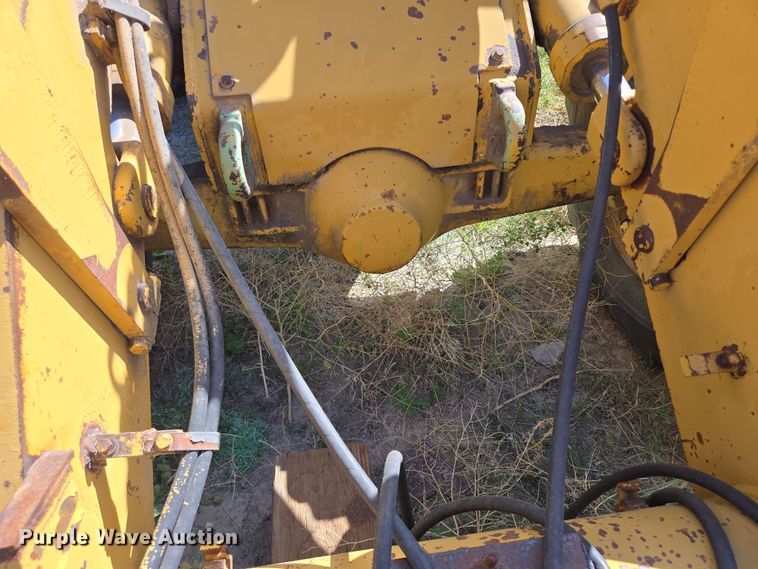 image for item DY1188 1981 Caterpillar 910 wheel loader