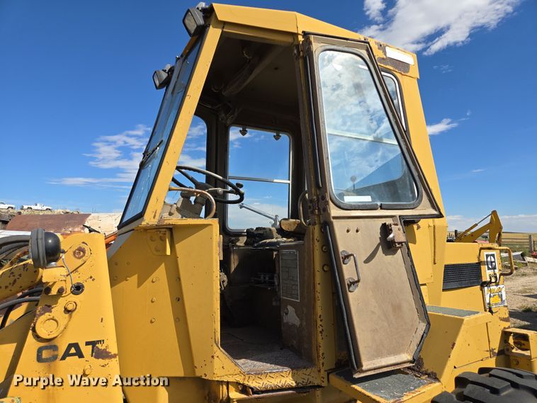 image for item DY1188 1981 Caterpillar 910 wheel loader