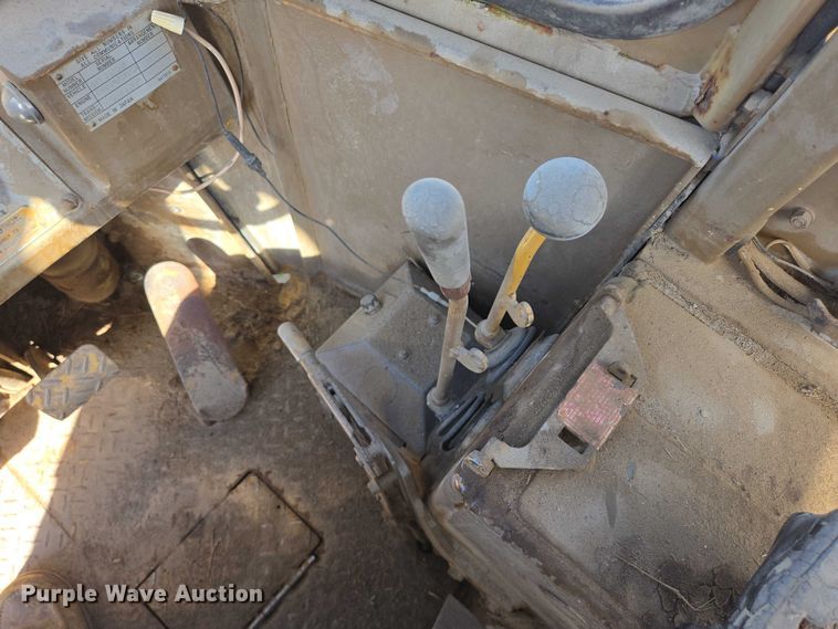 image for item DY1188 1981 Caterpillar 910 wheel loader