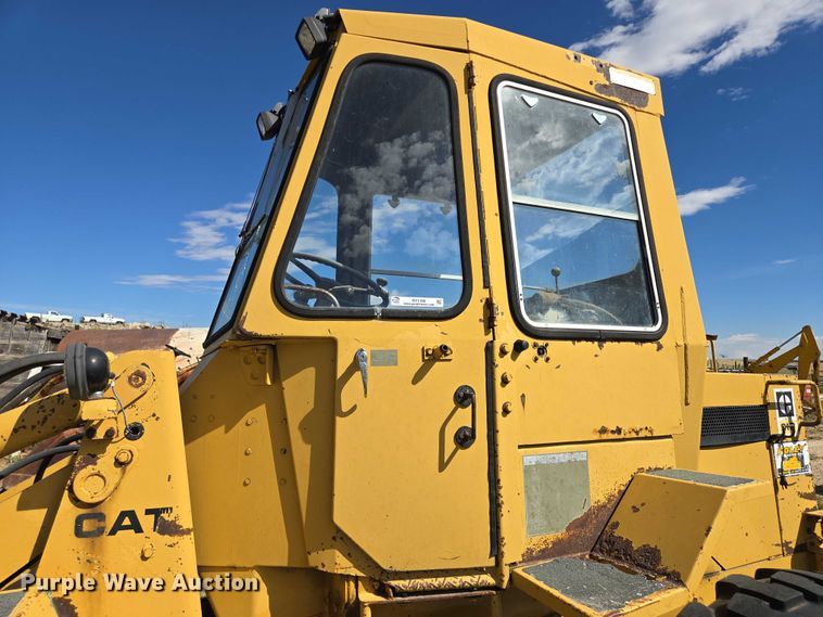 image for item DY1188 1981 Caterpillar 910 wheel loader