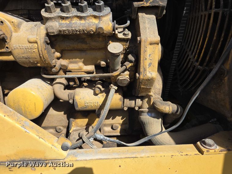 image for item DY1188 1981 Caterpillar 910 wheel loader