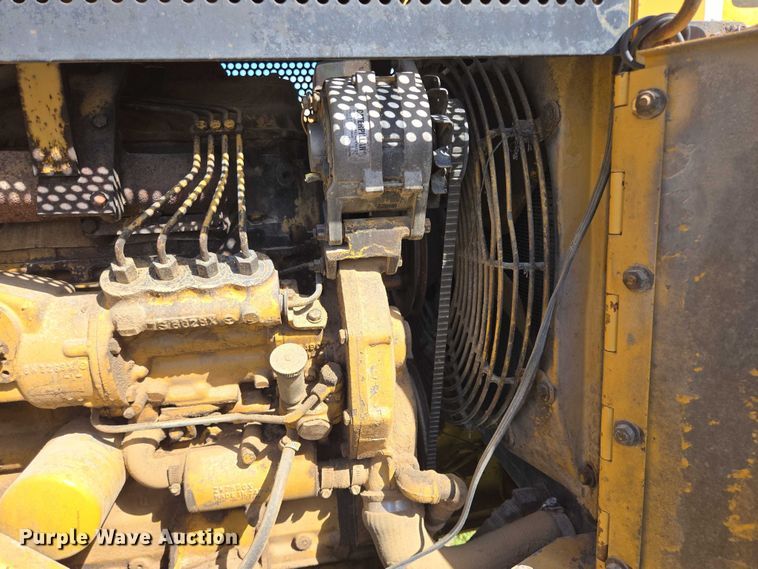 image for item DY1188 1981 Caterpillar 910 wheel loader