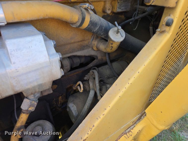 image for item DY1188 1981 Caterpillar 910 wheel loader