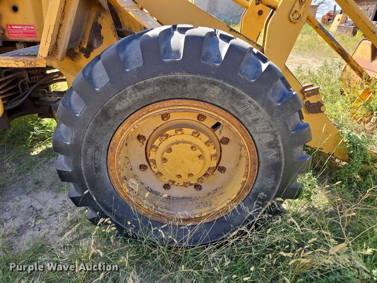 image for item DY1188 1981 Caterpillar 910 wheel loader