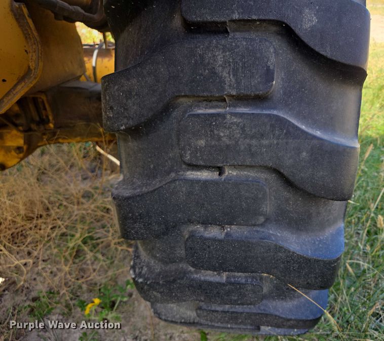 image for item DY1188 1981 Caterpillar 910 wheel loader