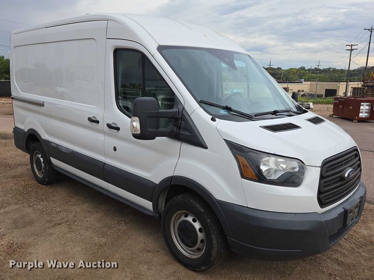 image for item DY1203 2017 Ford Transit van