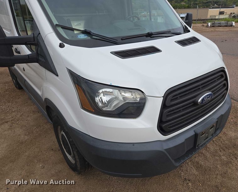 image for item DY1203 2017 Ford Transit van