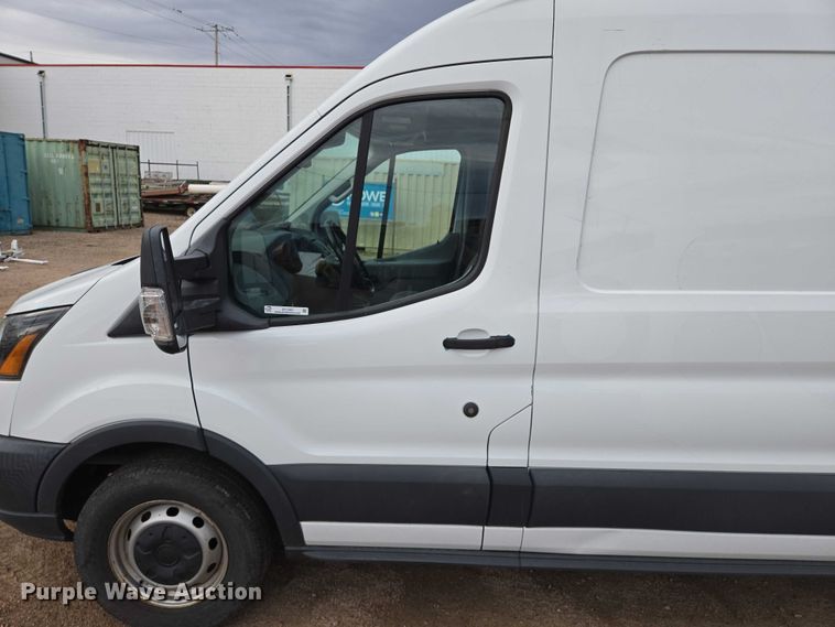 image for item DY1203 2017 Ford Transit van