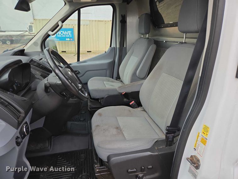 image for item DY1203 2017 Ford Transit van