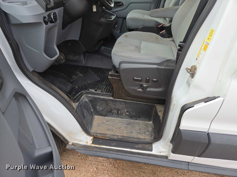 image for item DY1203 2017 Ford Transit van