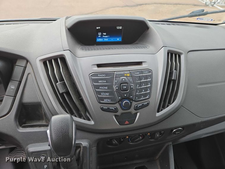 image for item DY1203 2017 Ford Transit van