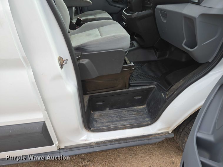 image for item DY1203 2017 Ford Transit van