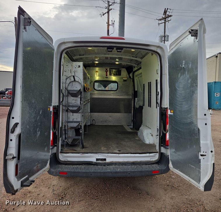 image for item DY1203 2017 Ford Transit van