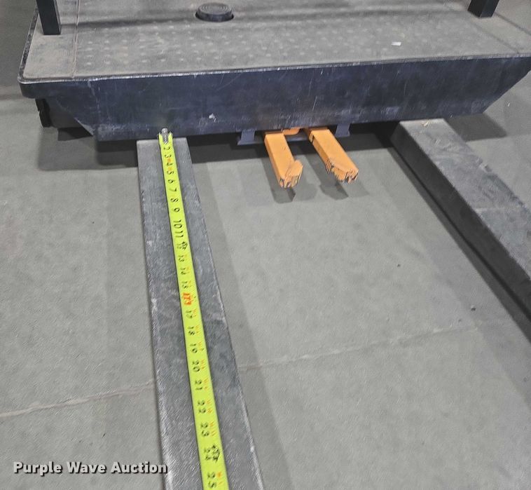 image for item DY1235 2016 Crown SP3520-30 order picker