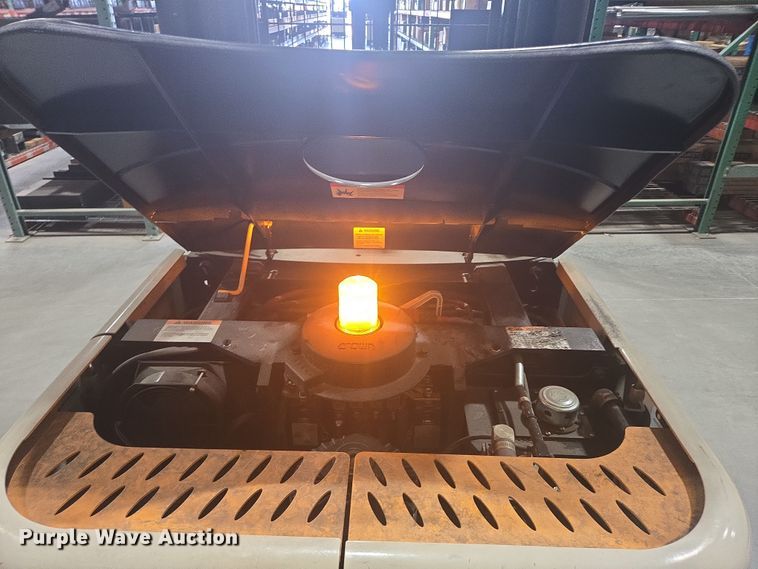 image for item DY1235 2016 Crown SP3520-30 order picker