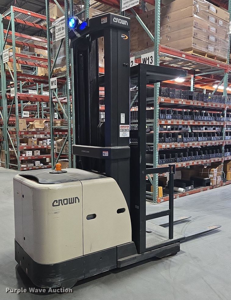 image for item DY1236 2016 Crown SP3520-30 order picker