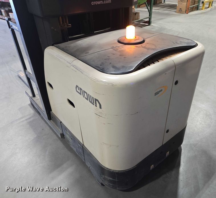 image for item DY1236 2016 Crown SP3520-30 order picker