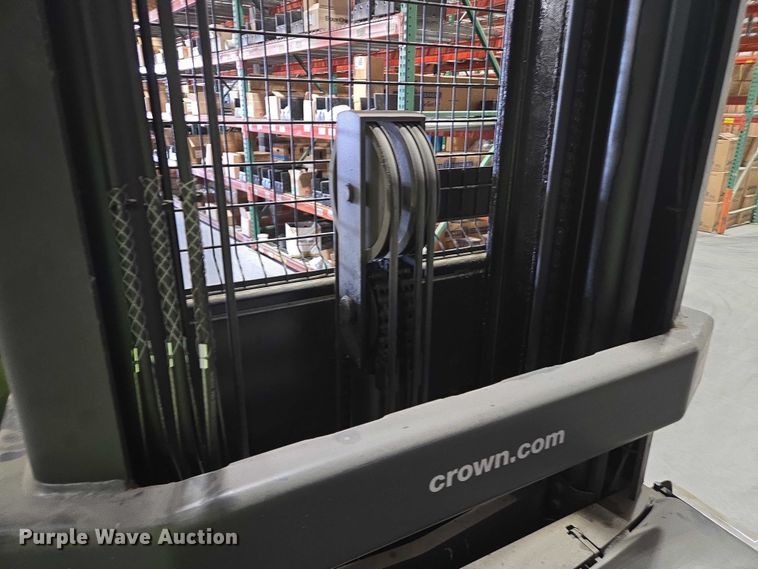 image for item DY1236 2016 Crown SP3520-30 order picker