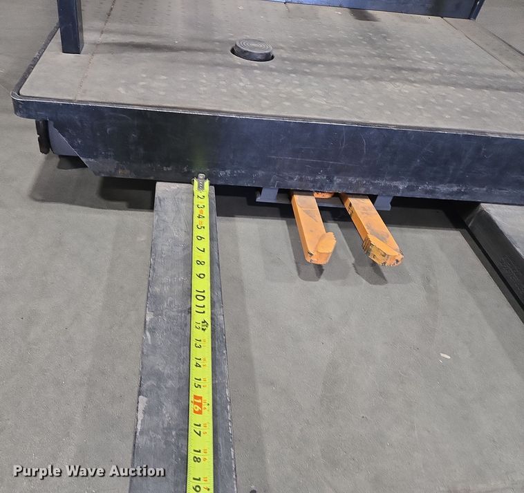 image for item DY1236 2016 Crown SP3520-30 order picker