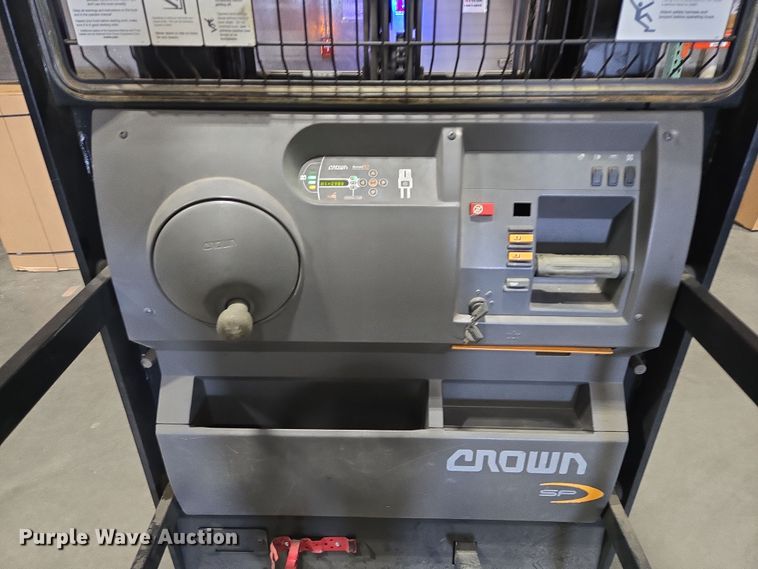 image for item DY1236 2016 Crown SP3520-30 order picker