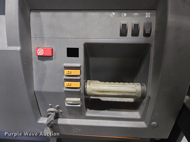 image for item DY1236 2016 Crown SP3520-30 order picker