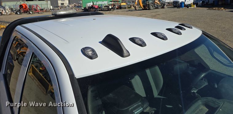 image for item DY1240 2019 RAM 3500HD Crew Cab flatbed pickup truck