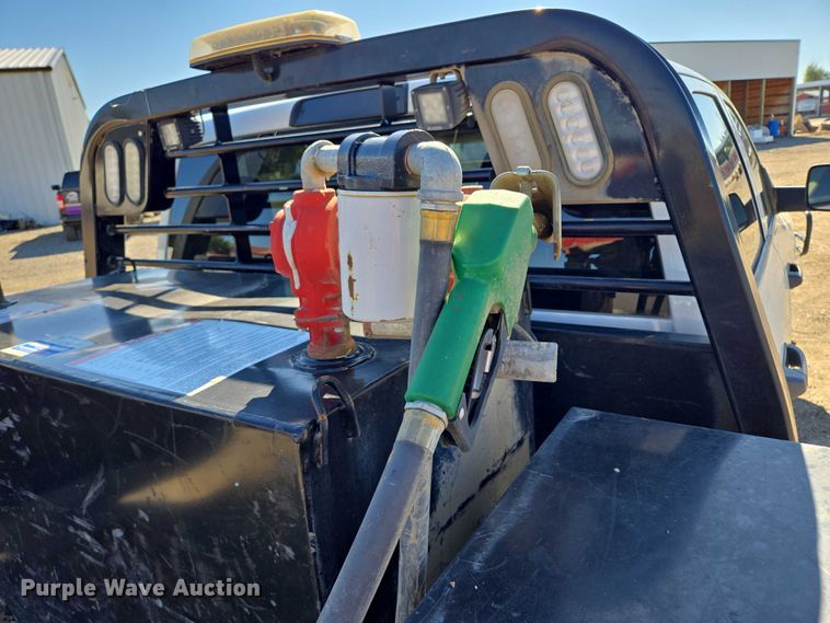 image for item DY1240 2019 RAM 3500HD Crew Cab flatbed pickup truck