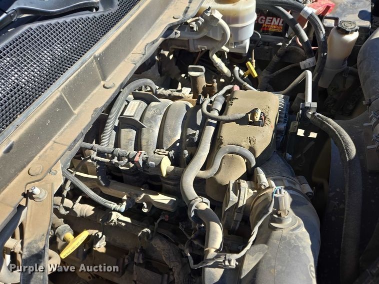 image for item DY1240 2019 RAM 3500HD Crew Cab flatbed pickup truck