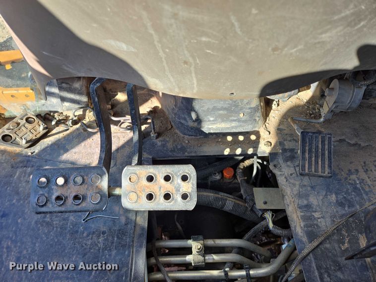 image for item DY1242 2015 Case 580 Super N backhoe