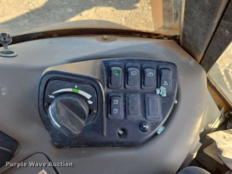 image for item DY1242 2015 Case 580 Super N backhoe