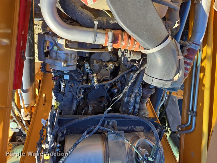 image for item DY1242 2015 Case 580 Super N backhoe