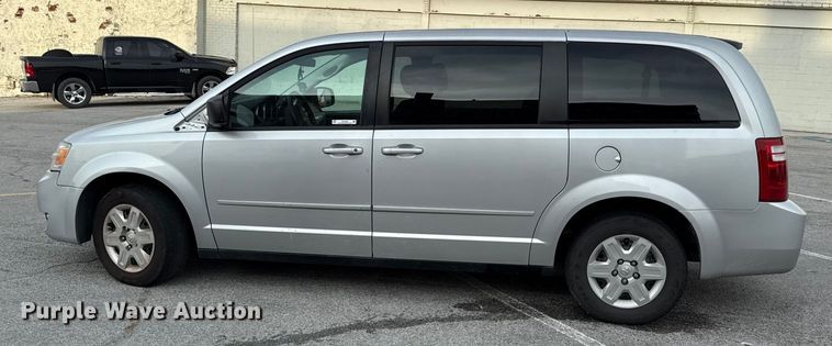 image for item DY8182 2009 Dodge Grand Caravan van