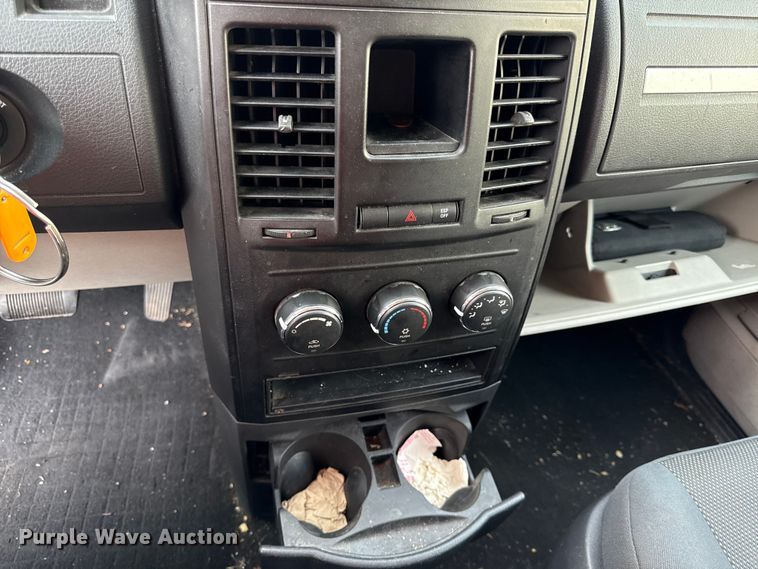 image for item DY8182 2009 Dodge Grand Caravan van
