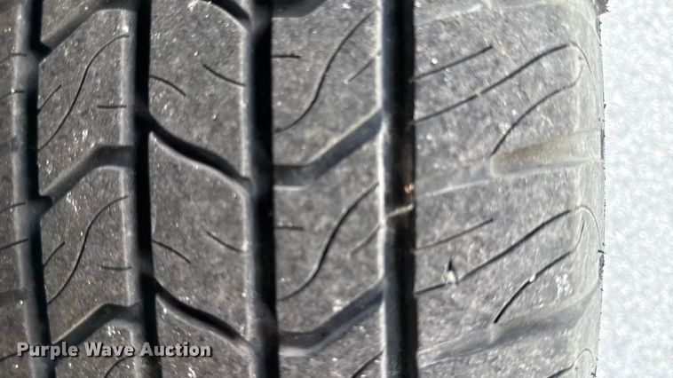 image for item DY8183 2002 Ford E350 handicap accessible van