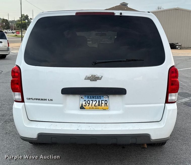 image for item DY8184 2008 Chevrolet Uplander van