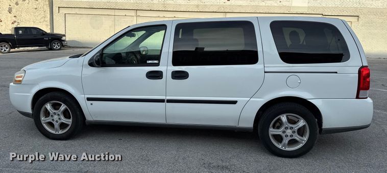 image for item DY8184 2008 Chevrolet Uplander van