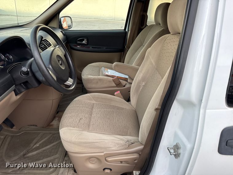 image for item DY8184 2008 Chevrolet Uplander van